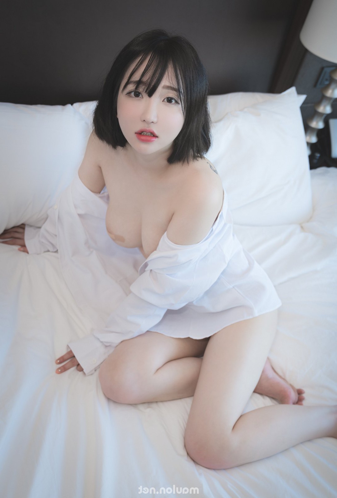 Khi nào vi rút triệt nòi, thì anh phải đút cái vòi vào em (34 Pic) | MauLon.Xyz