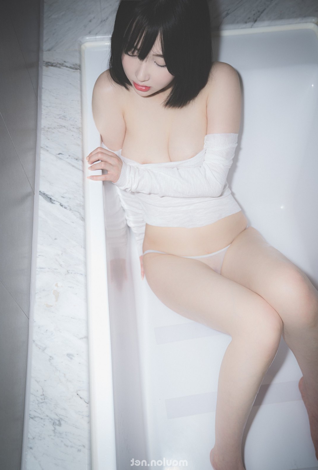 Đu đưa ko phải là hư, đu đưa để biết em đang nứng lồn (21 Pic) | MauLon.Xyz
