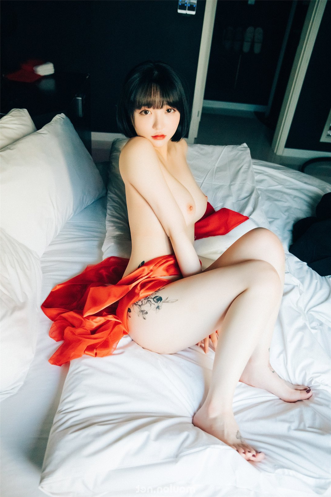 Hình xăm đẹp bên hông (23 Pic) | MauLon.Xyz